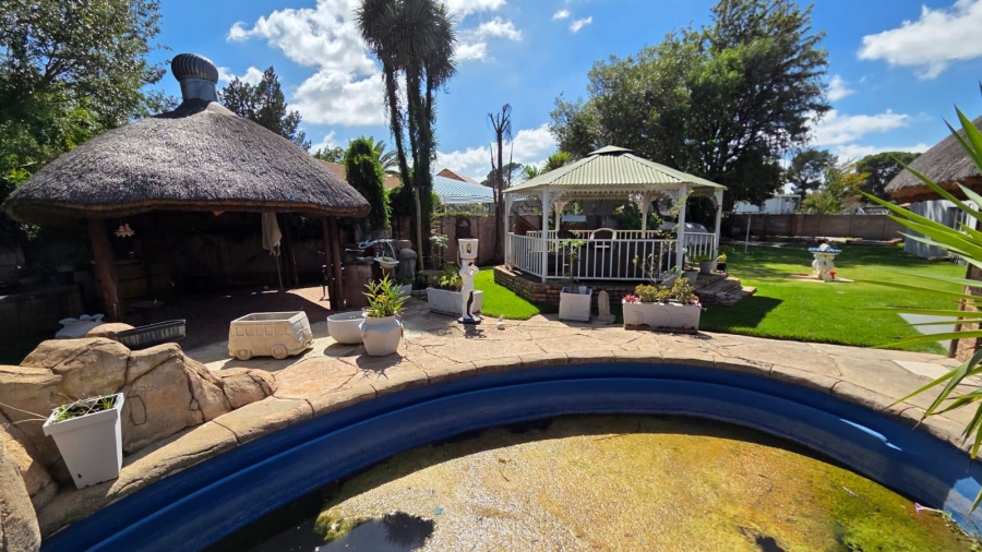 4 Bedroom Property for Sale in Fichardt Park Free State